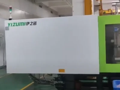 Video de procesamiento de máquina de moldeo por inyección 2