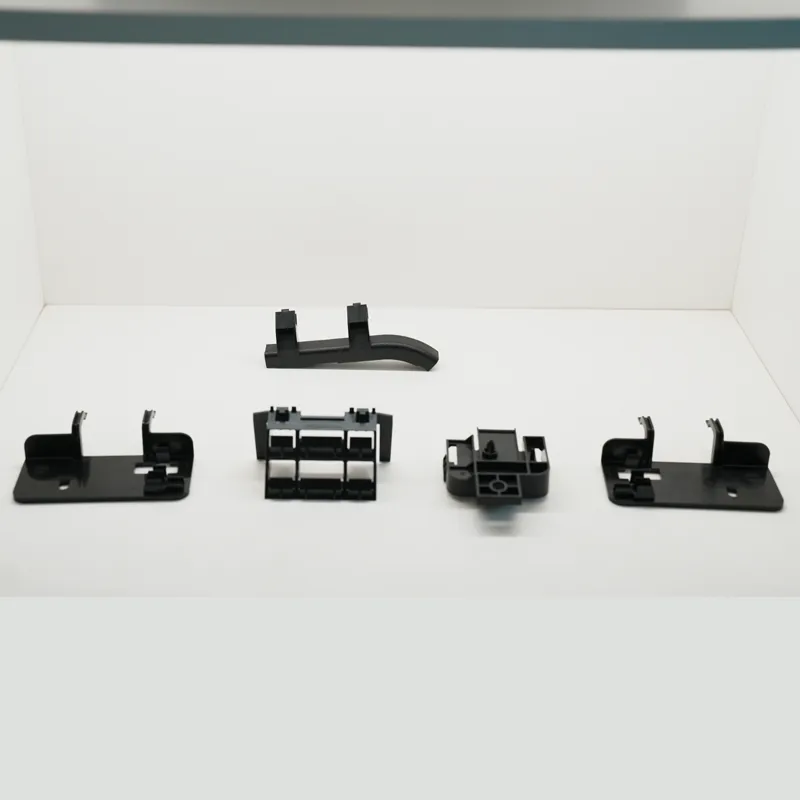 proveedor de piezas de plástico para interiores de automoción
